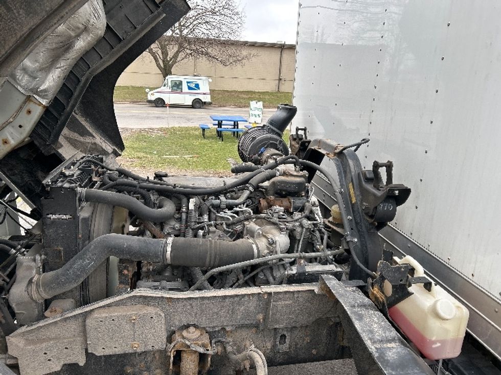 Medium Duty Box Truck-Light and Medium Duty Trucks-Chevrolet-2019-6500XD-Rochester-NY-135,976\n\t\tmiles-$ 42,500 - Image 24