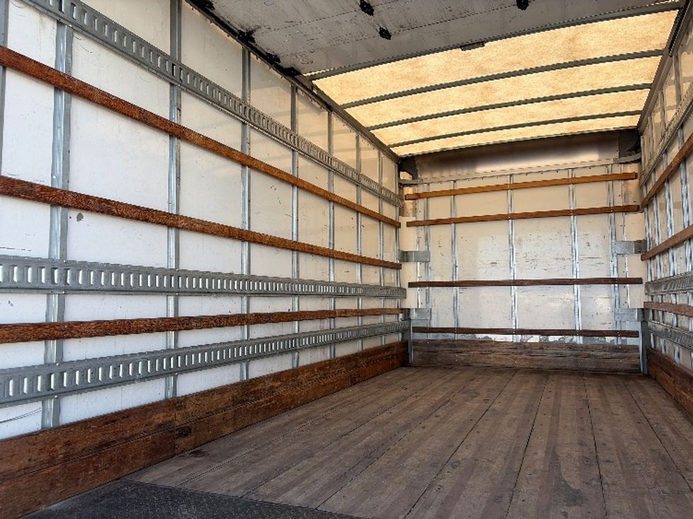 Medium Duty Box Truck-Light and Medium Duty Trucks-Chevrolet-2020-SILVERAD-Dallas-TX-152,215\n\t\tmiles-$ 28,250 - Image 11