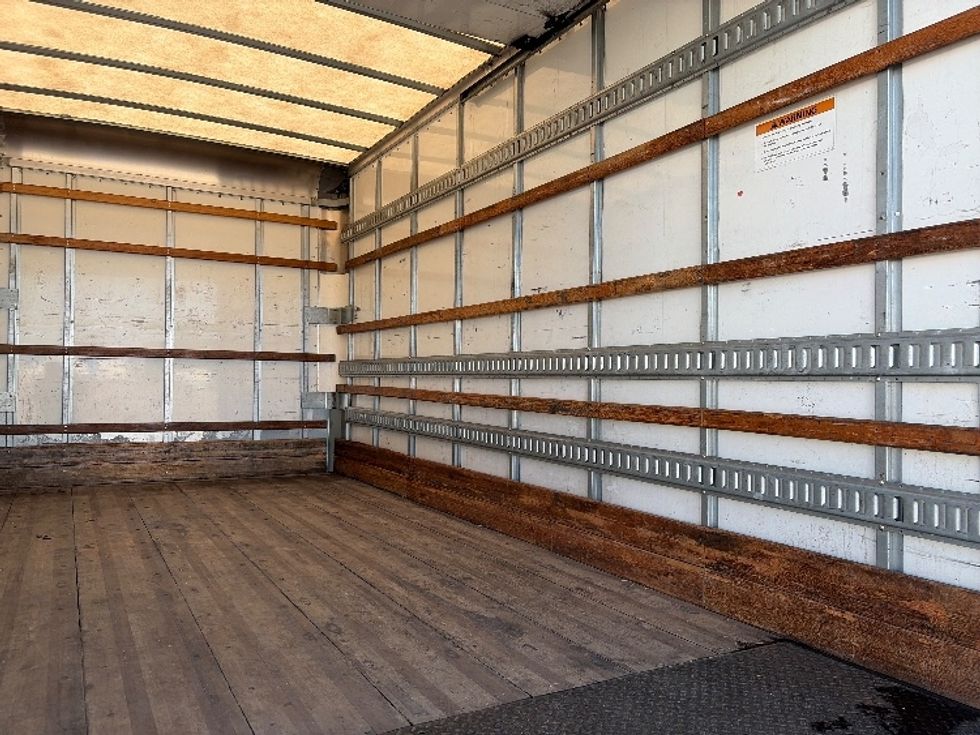 Medium Duty Box Truck-Light and Medium Duty Trucks-Chevrolet-2020-SILVERAD-Dallas-TX-152,215\n\t\tmiles-$ 28,250 - Image 12