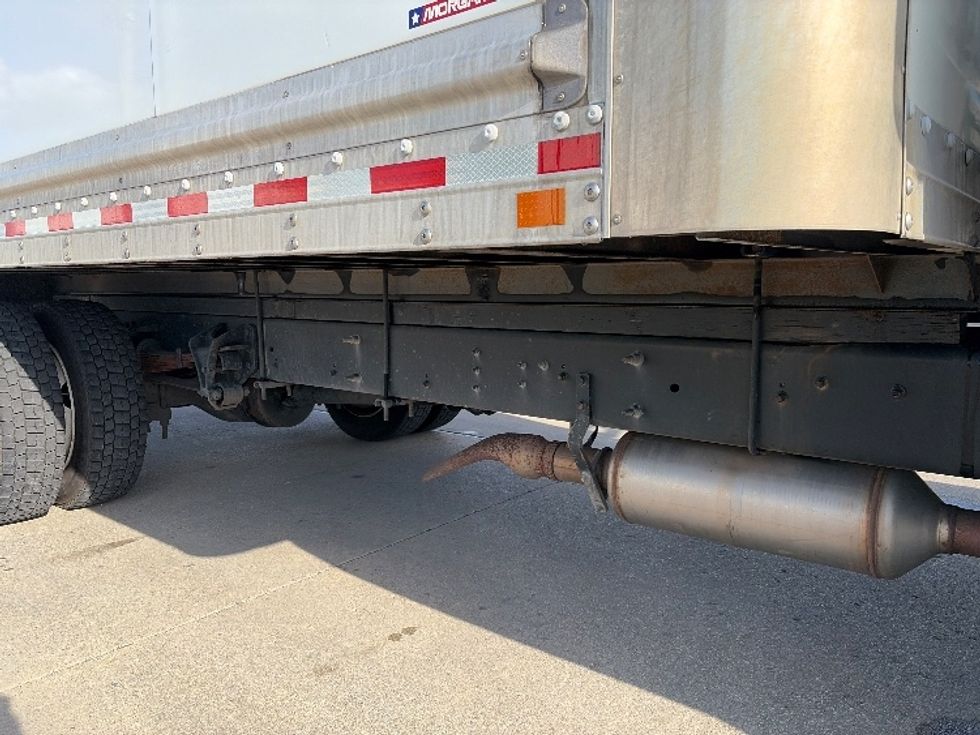 Medium Duty Box Truck-Light and Medium Duty Trucks-Chevrolet-2020-SILVERAD-Dallas-TX-152,215\n\t\tmiles-$ 28,250 - Image 14
