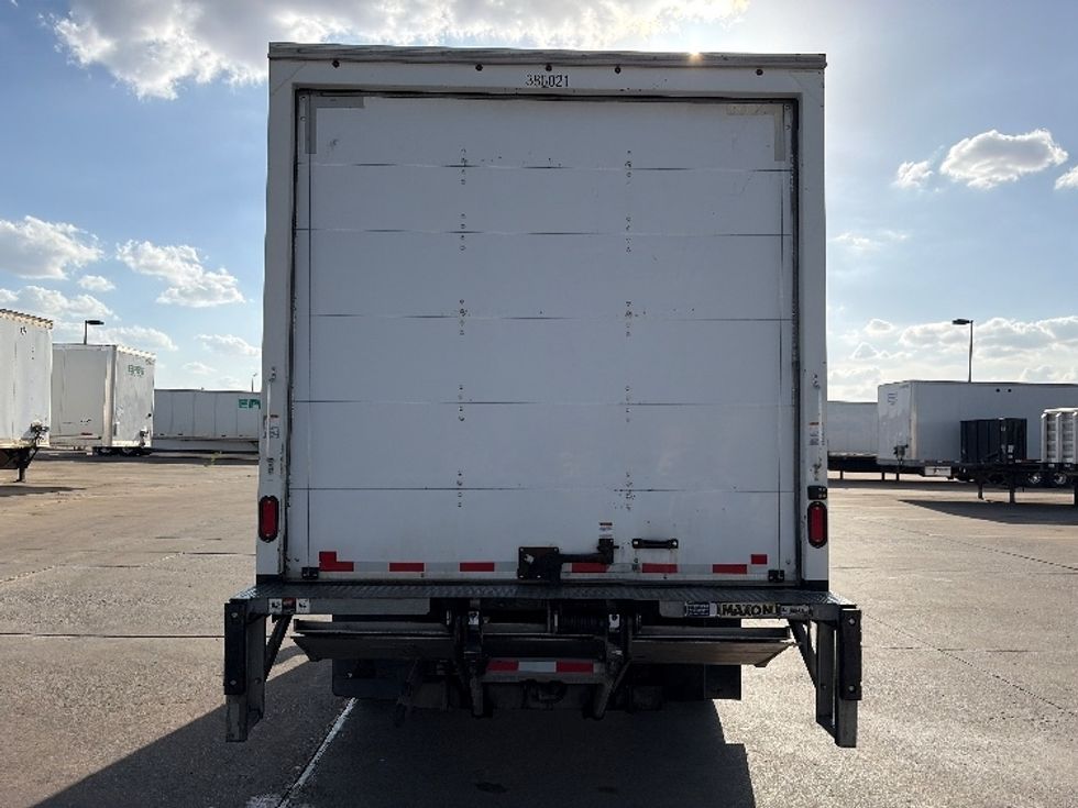 Medium Duty Box Truck-Light and Medium Duty Trucks-Chevrolet-2020-SILVERAD-Dallas-TX-152,215\n\t\tmiles-$ 28,250 - Image 7