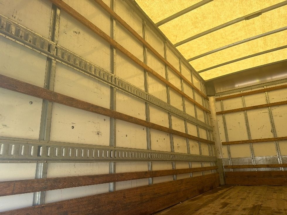 Medium Duty Box Truck-Light and Medium Duty Trucks-Chevrolet-2021-SILVERAD-Belden-MS-75,267\n\t\tmiles-$ 40,750 - Image 11