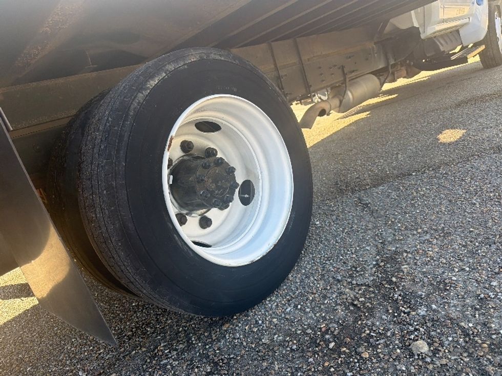 Medium Duty Box Truck-Light and Medium Duty Trucks-Chevrolet-2021-SILVERAD-Belden-MS-75,267\n\t\tmiles-$ 40,750 - Image 14