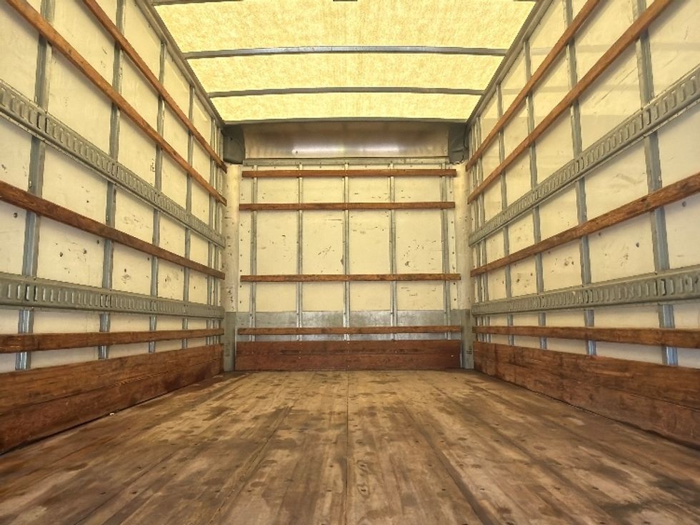 Medium Duty Box Truck-Light and Medium Duty Trucks-Chevrolet-2021-SILVERAD-Belden-MS-75,267\n\t\tmiles-$ 40,750 - Image 8