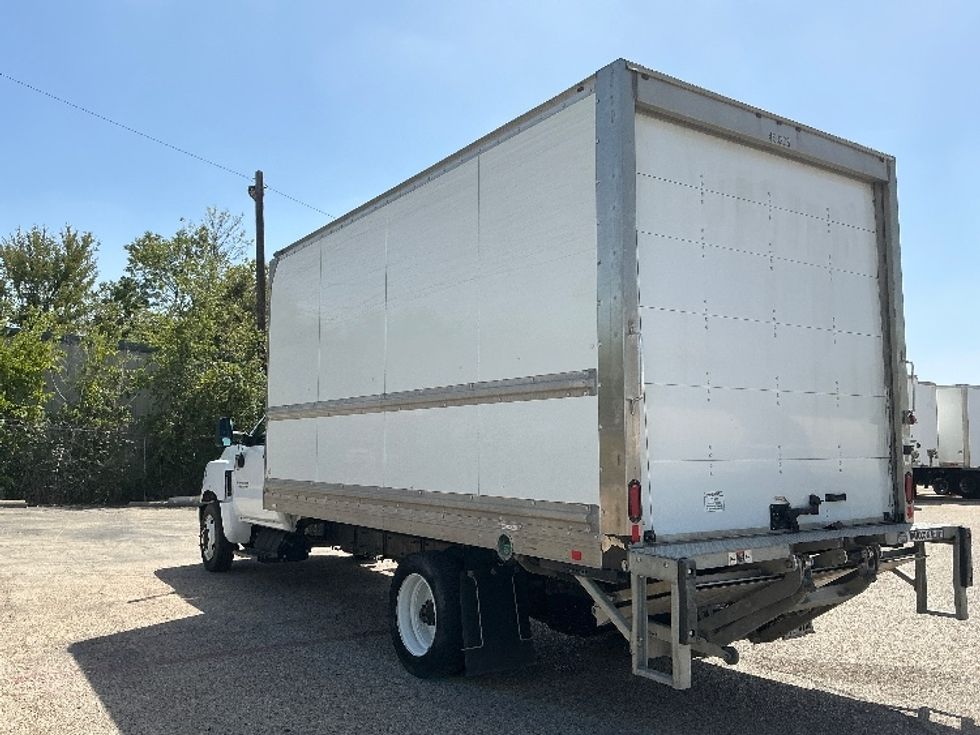 Medium Duty Box Truck-Light and Medium Duty Trucks-Chevrolet-2021-SILVERAD-Dallas-TX-177,468\n\t\tmiles-$ 25,500 - Image 6