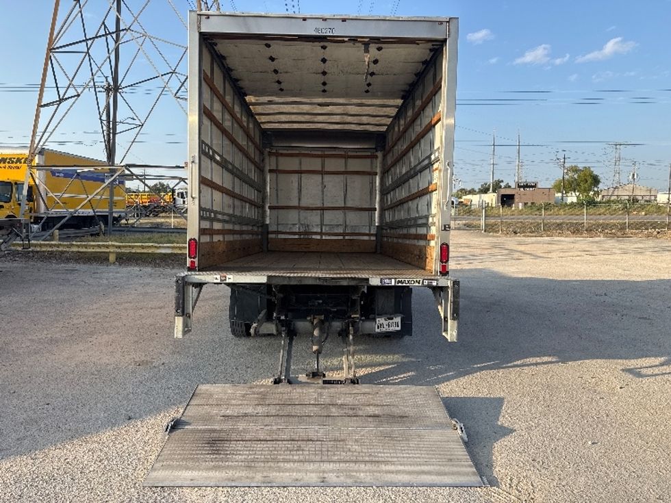 Medium Duty Box Truck-Light and Medium Duty Trucks-Chevrolet-2021-SILVERAD-Houston-TX-127,393\n\t\tmiles-$ 34,250 - Image 9