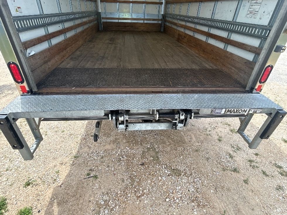 Medium Duty Box Truck-Light and Medium Duty Trucks-Chevrolet-2021-SILVERAD-Katy-TX-110,174\n\t\tmiles-$ 38,500 - Image 10