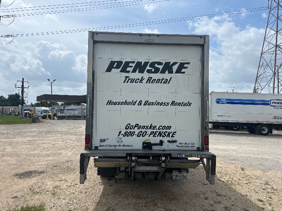 Medium Duty Box Truck-Light and Medium Duty Trucks-Chevrolet-2021-SILVERAD-Katy-TX-110,174\n\t\tmiles-$ 38,500 - Image 7