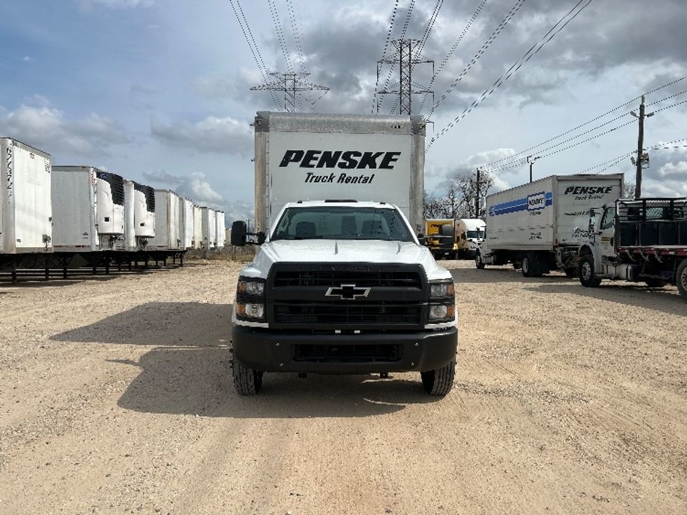 Medium Duty Box Truck-Light and Medium Duty Trucks-Chevrolet-2021-SILVERAD-Katy-TX-129,262\n\t\tmiles-$ 34,500 - Image 2