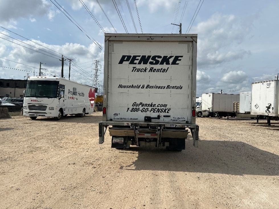 Medium Duty Box Truck-Light and Medium Duty Trucks-Chevrolet-2021-SILVERAD-Katy-TX-129,262\n\t\tmiles-$ 34,500 - Image 7