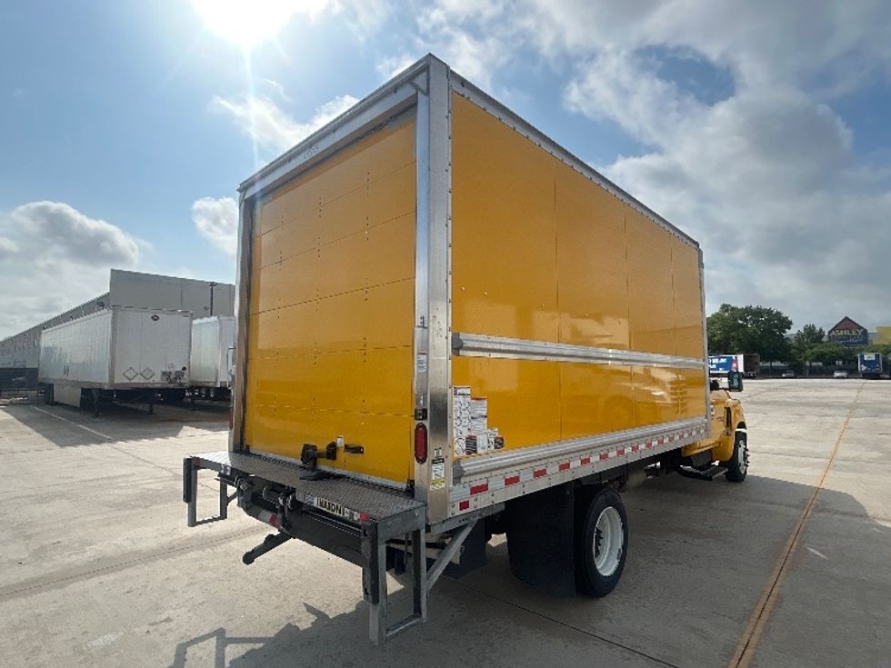 Medium Duty Box Truck-Light and Medium Duty Trucks-Chevrolet-2021-SILVERAD-Katy-TX-65,593\n\t\tmiles-$ 54,000 - Image 13