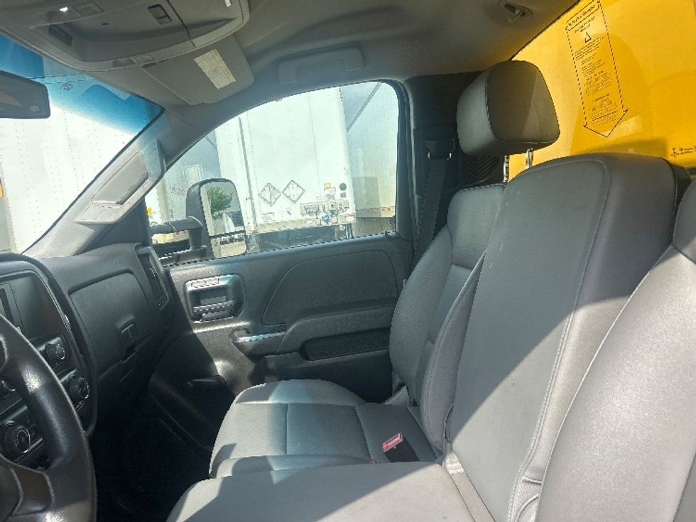 Medium Duty Box Truck-Light and Medium Duty Trucks-Chevrolet-2021-SILVERAD-Katy-TX-65,593\n\t\tmiles-$ 54,000 - Image 19
