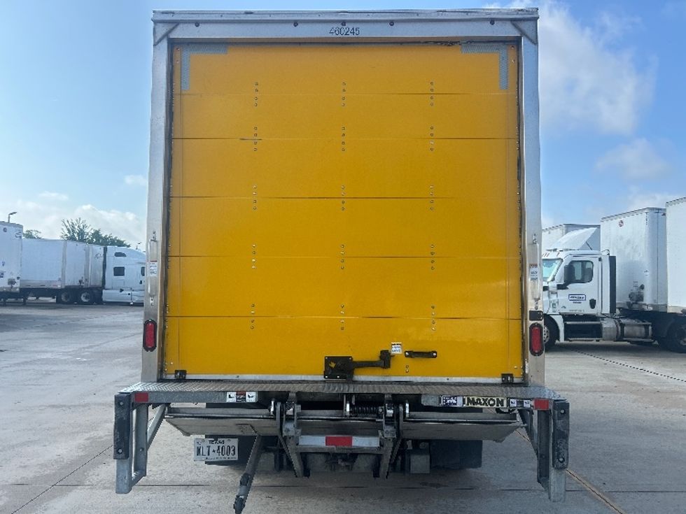 Medium Duty Box Truck-Light and Medium Duty Trucks-Chevrolet-2021-SILVERAD-Katy-TX-65,593\n\t\tmiles-$ 54,000 - Image 7