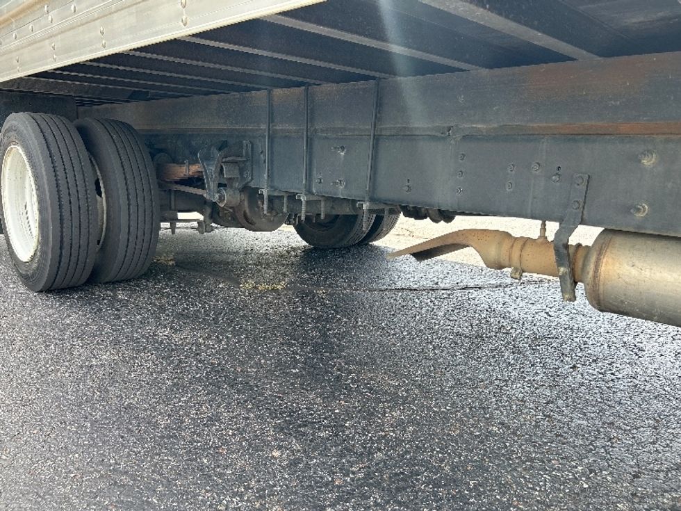 Medium Duty Box Truck-Light and Medium Duty Trucks-Chevrolet-2021-SILVERAD-Memphis-TN-173,646\n\t\tmiles-$ 44,500 - Image 14
