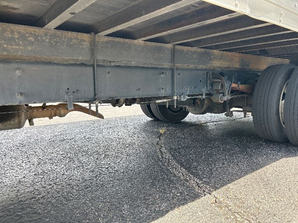 Medium Duty Box Truck-Light and Medium Duty Trucks-Chevrolet-2021-SILVERAD-Memphis-TN-173,646\n\t\tmiles-$ 44,500 - Image 5
