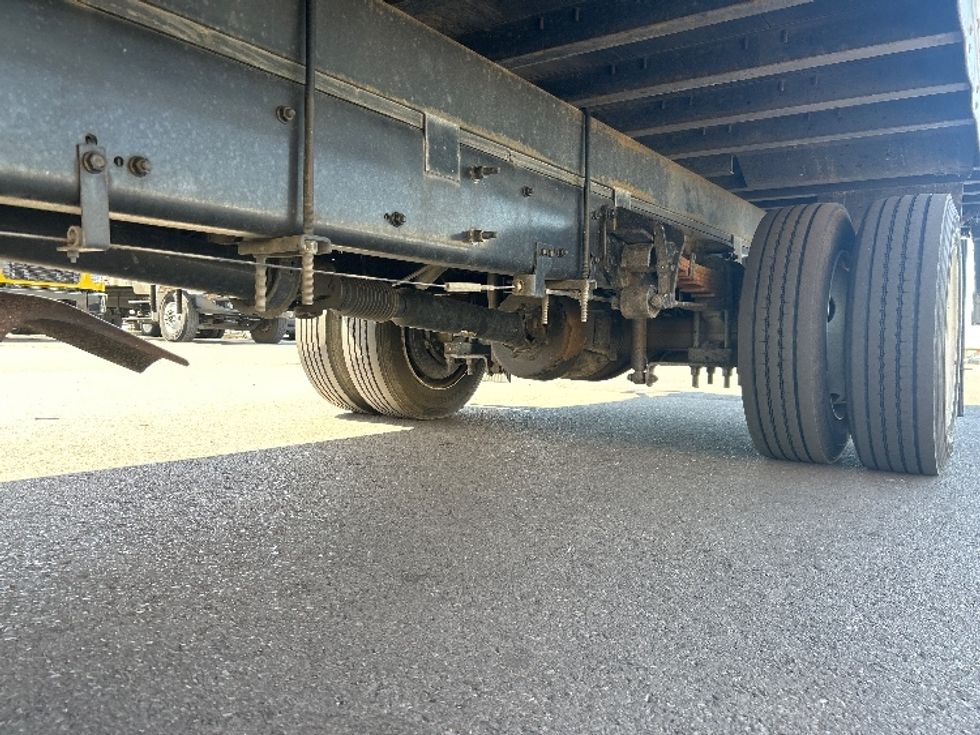 Medium Duty Box Truck-Light and Medium Duty Trucks-Chevrolet-2021-SILVERAD-Oklahoma City-OK-107,541\n\t\tmiles-$ 37,000 - Image 5