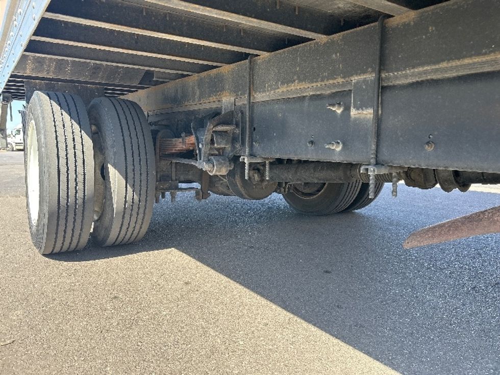 Medium Duty Box Truck-Light and Medium Duty Trucks-Chevrolet-2021-SILVERAD-Oklahoma City-OK-107,541\n\t\tmiles-$ 37,000 - Image 14