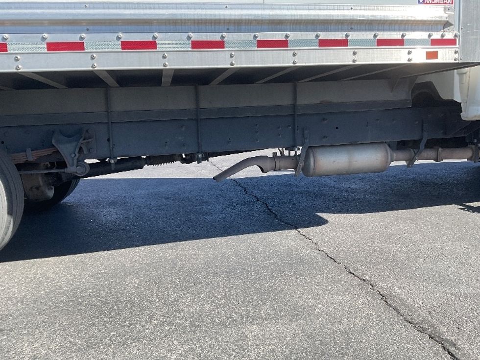 Medium Duty Box Truck-Light and Medium Duty Trucks-Chevrolet-2021-SILVERAD-Phoenix-AZ-145,035\n\t\tmiles-$ 32,000 - Image 14