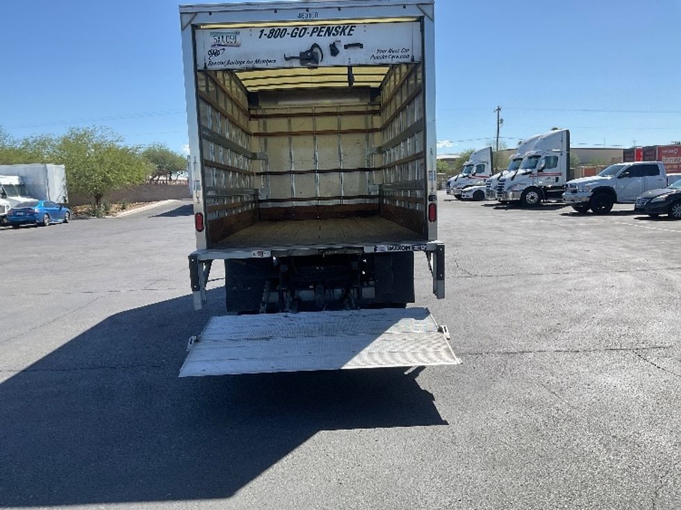 Medium Duty Box Truck-Light and Medium Duty Trucks-Chevrolet-2021-SILVERAD-Phoenix-AZ-145,035\n\t\tmiles-$ 32,000 - Image 9