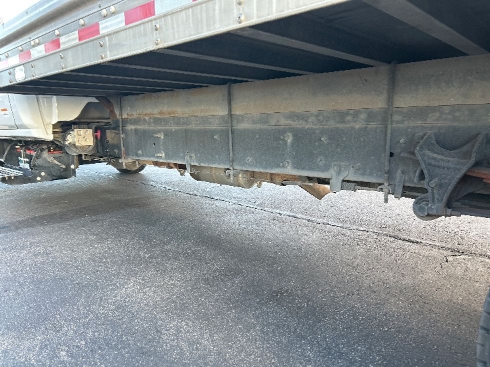 Medium Duty Box Truck-Light and Medium Duty Trucks-Chevrolet-2021-SILVERAD-San Antonio-TX-108,109\n\t\tmiles-$ 37,250 - Image 5