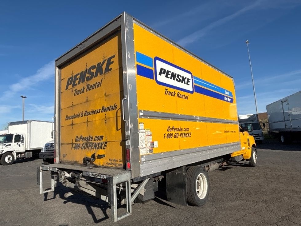 Medium Duty Box Truck-Light and Medium Duty Trucks-Chevrolet-2021-SILVERAD-San Diego-CA-98,806\n\t\tmiles-$ 38,500 - Image 13