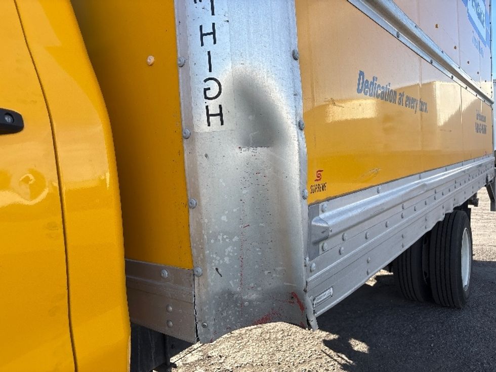 Medium Duty Box Truck-Light and Medium Duty Trucks-Chevrolet-2021-SILVERAD-San Diego-CA-98,806\n\t\tmiles-$ 38,500 - Image 28