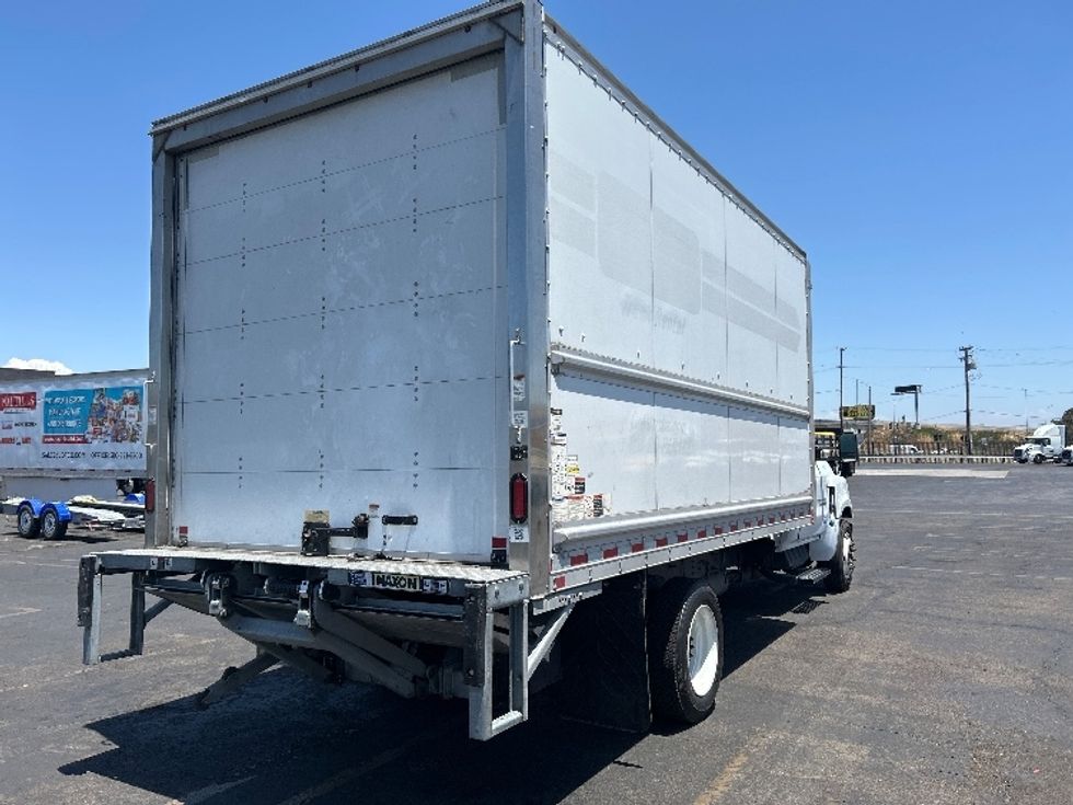 Medium Duty Box Truck-Light and Medium Duty Trucks-Chevrolet-2021-SILVERAD-Torrance-CA-68,909\n\t\tmiles-$ 41,500 - Image 13