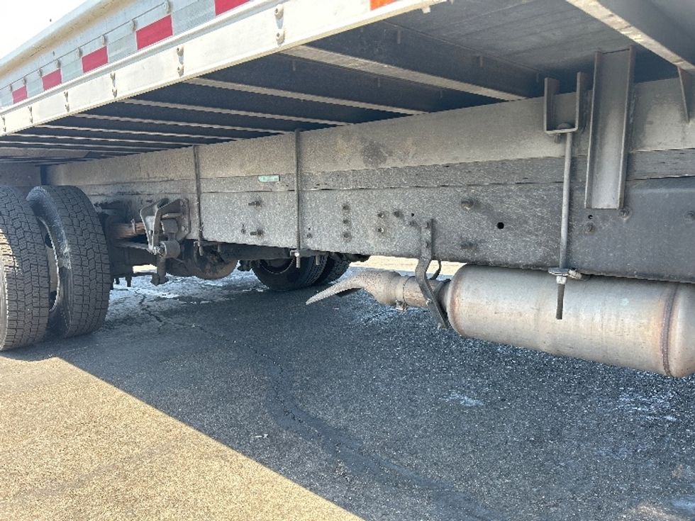 Medium Duty Box Truck-Light and Medium Duty Trucks-Chevrolet-2021-SILVERAD-Torrance-CA-68,909\n\t\tmiles-$ 41,500 - Image 14