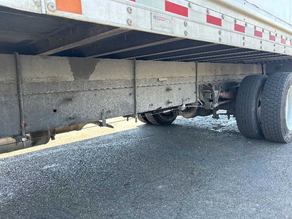 Medium Duty Box Truck-Light and Medium Duty Trucks-Chevrolet-2021-SILVERAD-Torrance-CA-68,909\n\t\tmiles-$ 41,500 - Image 5