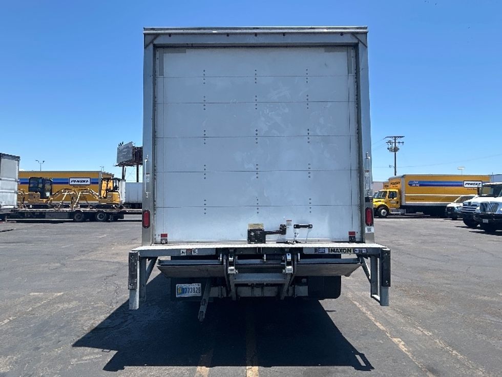 Medium Duty Box Truck-Light and Medium Duty Trucks-Chevrolet-2021-SILVERAD-Torrance-CA-68,909\n\t\tmiles-$ 41,500 - Image 7