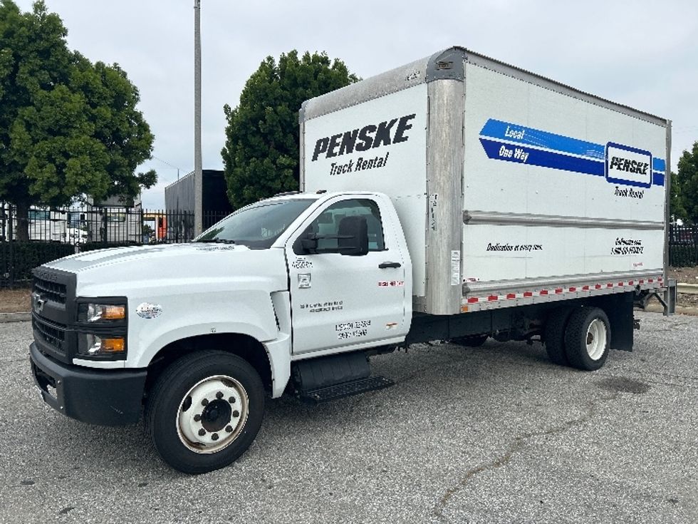 Medium Duty Box Truck-Light and Medium Duty Trucks-Chevrolet-2021-SILVERAD-Torrance-CA-85,997\n\t\tmiles-$ 37,500 - Image 3