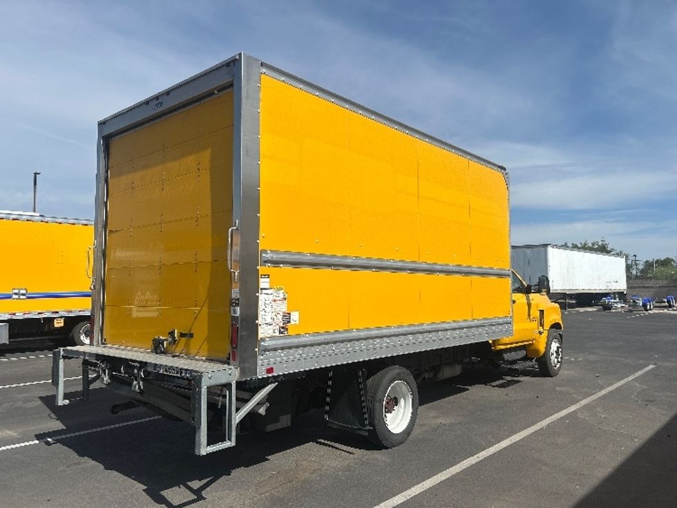 Medium Duty Box Truck-Light and Medium Duty Trucks-Chevrolet-2021-SILVERAD-Tucson-AZ-93,654\n\t\tmiles-$ 15,000 - Image 12