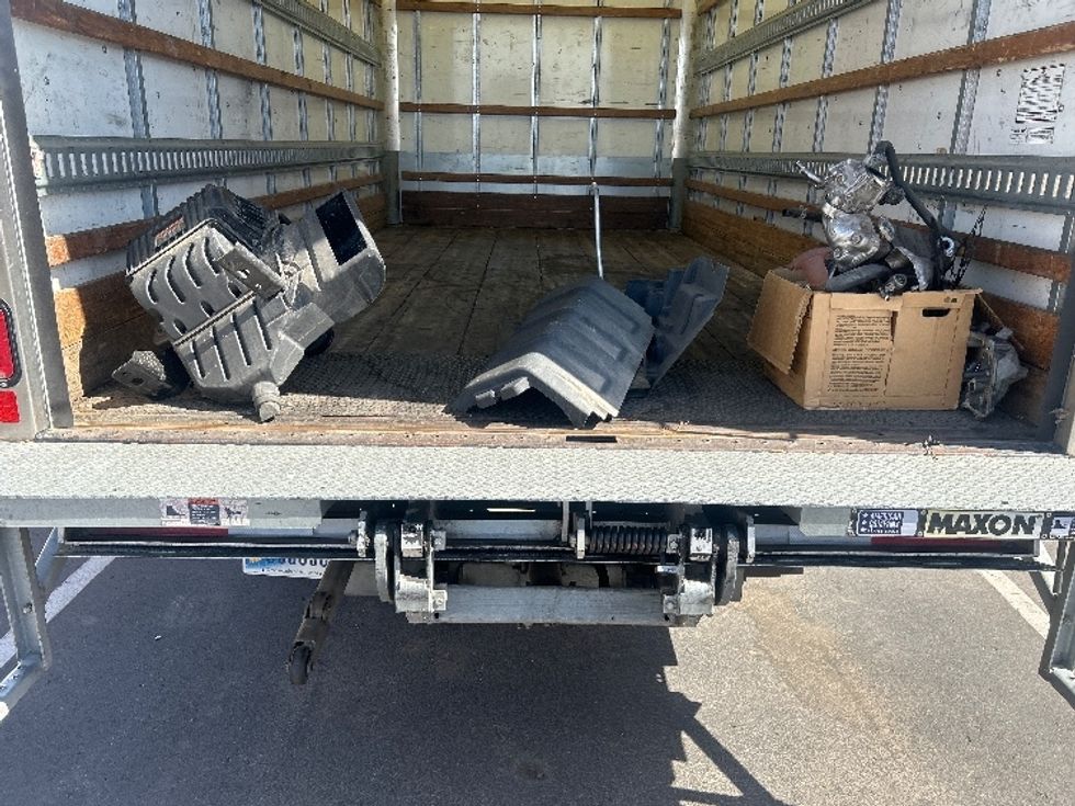 Medium Duty Box Truck-Light and Medium Duty Trucks-Chevrolet-2021-SILVERAD-Tucson-AZ-93,654\n\t\tmiles-$ 15,000 - Image 9