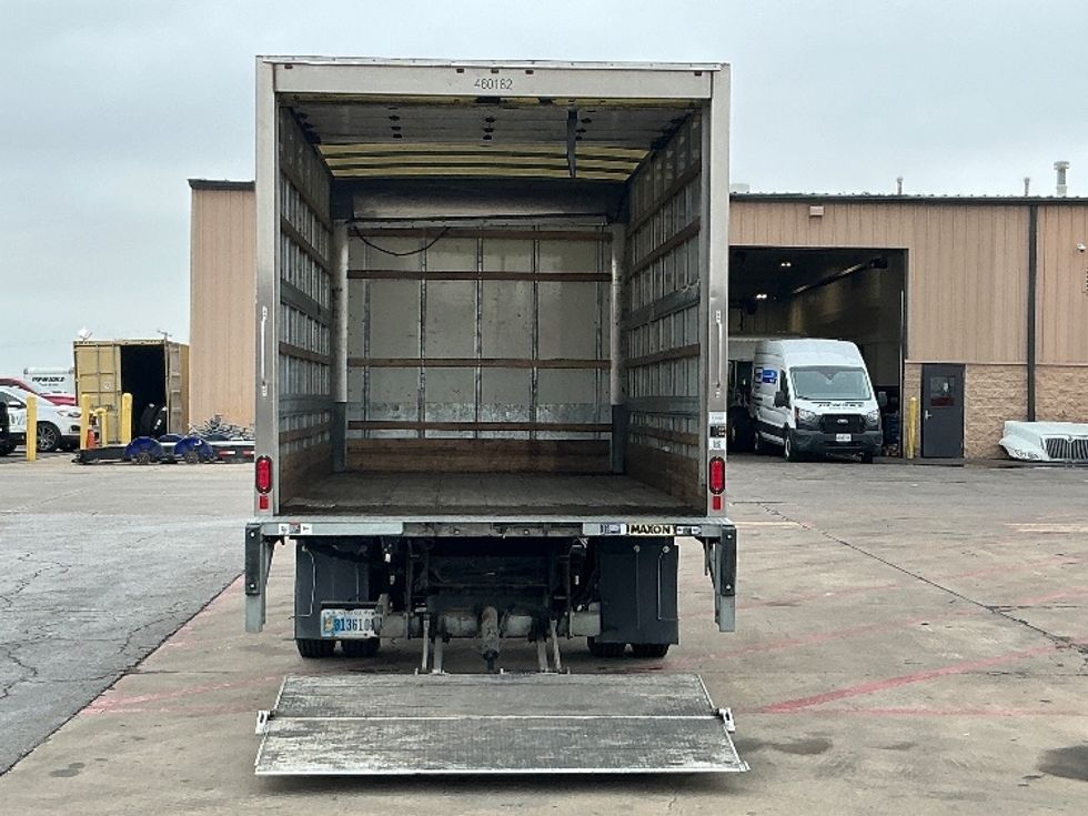 Medium Duty Box Truck-Light and Medium Duty Trucks-Chevrolet-2021-SILVERAD-Tulsa-OK-100,125\n\t\tmiles-$ 35,250 - Image 9