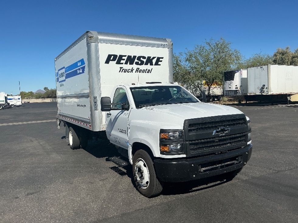 Medium Duty Box Truck-Light and Medium Duty Trucks-Chevrolet-2022-SILVERAD-Phoenix-AZ-139,590\n\t\tmiles-$ 37,750 - Image 1
