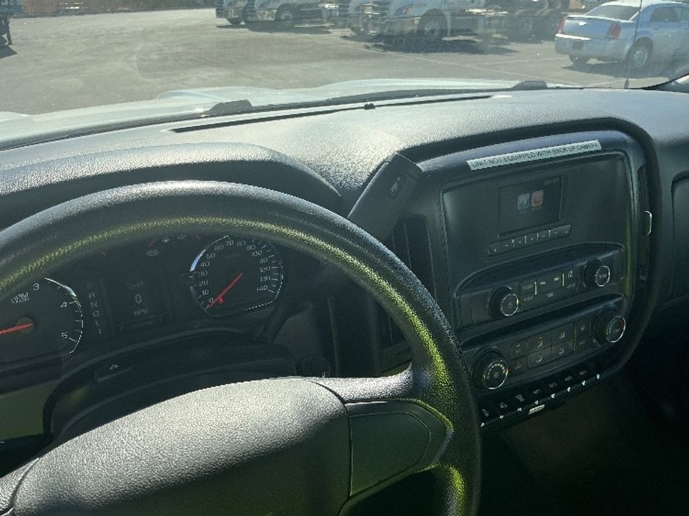 Medium Duty Box Truck-Light and Medium Duty Trucks-Chevrolet-2022-SILVERAD-Phoenix-AZ-139,590\n\t\tmiles-$ 37,750 - Image 18