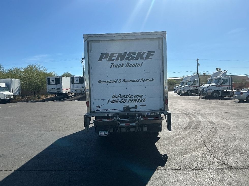 Medium Duty Box Truck-Light and Medium Duty Trucks-Chevrolet-2022-SILVERAD-Phoenix-AZ-139,590\n\t\tmiles-$ 37,750 - Image 7