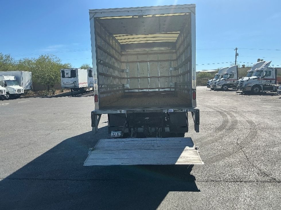 Medium Duty Box Truck-Light and Medium Duty Trucks-Chevrolet-2022-SILVERAD-Phoenix-AZ-139,590\n\t\tmiles-$ 37,750 - Image 9