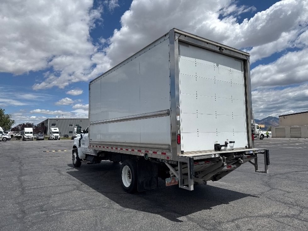 Medium Duty Box Truck-Light and Medium Duty Trucks-Chevrolet-2022-SILVERAD-Salt Lake City-UT-77,470\n\t\tmiles-$ 35,750 - Image 6