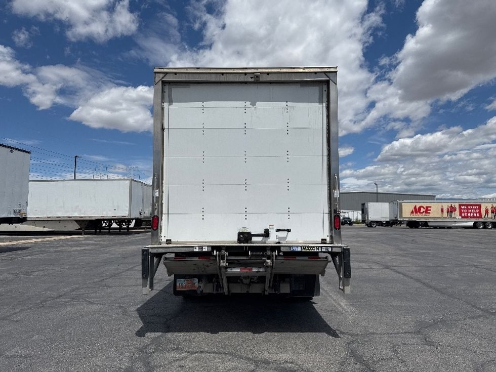 Medium Duty Box Truck-Light and Medium Duty Trucks-Chevrolet-2022-SILVERAD-Salt Lake City-UT-77,470\n\t\tmiles-$ 35,750 - Image 7