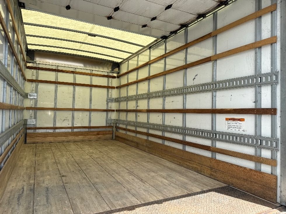 Medium Duty Box Truck-Light and Medium Duty Trucks-Chevrolet-2022-SILVERAD-Salt Lake City-UT-77,470\n\t\tmiles-$ 35,750 - Image 12