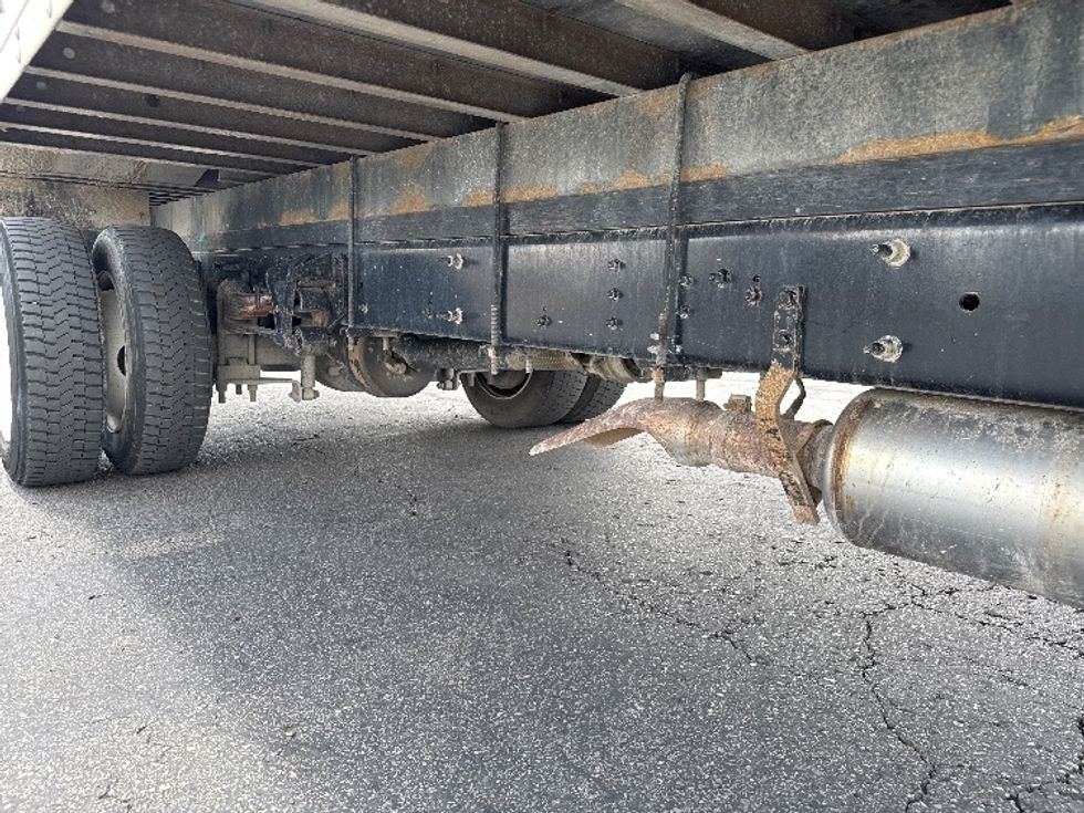 Medium Duty Box Truck-Light and Medium Duty Trucks-Chevrolet-2022-SILVERAD-Salt Lake City-UT-77,470\n\t\tmiles-$ 35,750 - Image 14