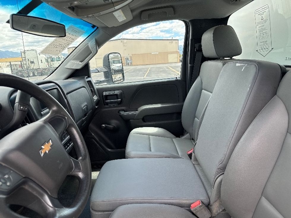Medium Duty Box Truck-Light and Medium Duty Trucks-Chevrolet-2022-SILVERAD-Salt Lake City-UT-77,470\n\t\tmiles-$ 35,750 - Image 19