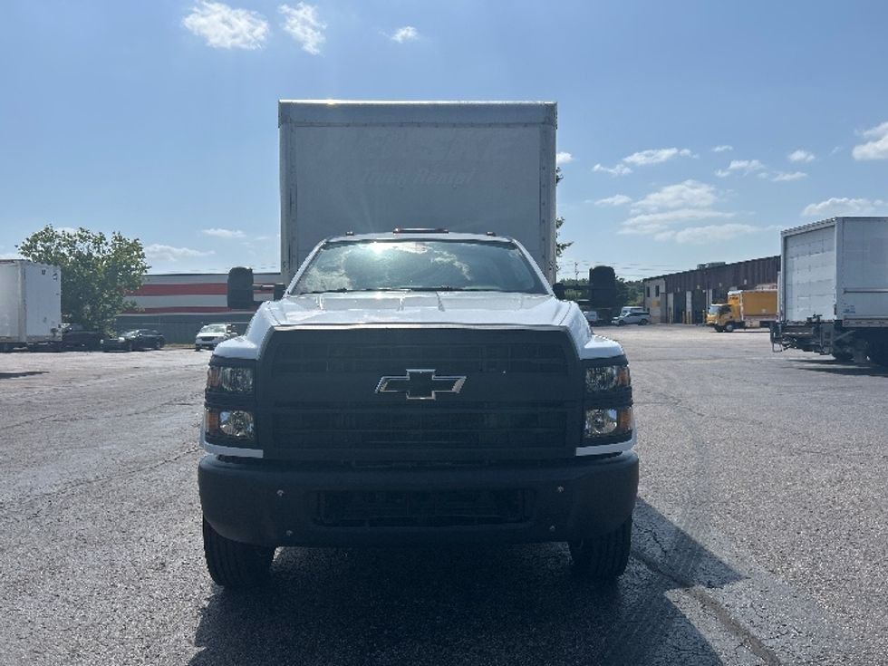 Medium Duty Box Truck-Light and Medium Duty Trucks-Chevrolet-2023-SILVERAD-Memphis-TN-64,243\n\t\tmiles-$ 48,250 - Image 2