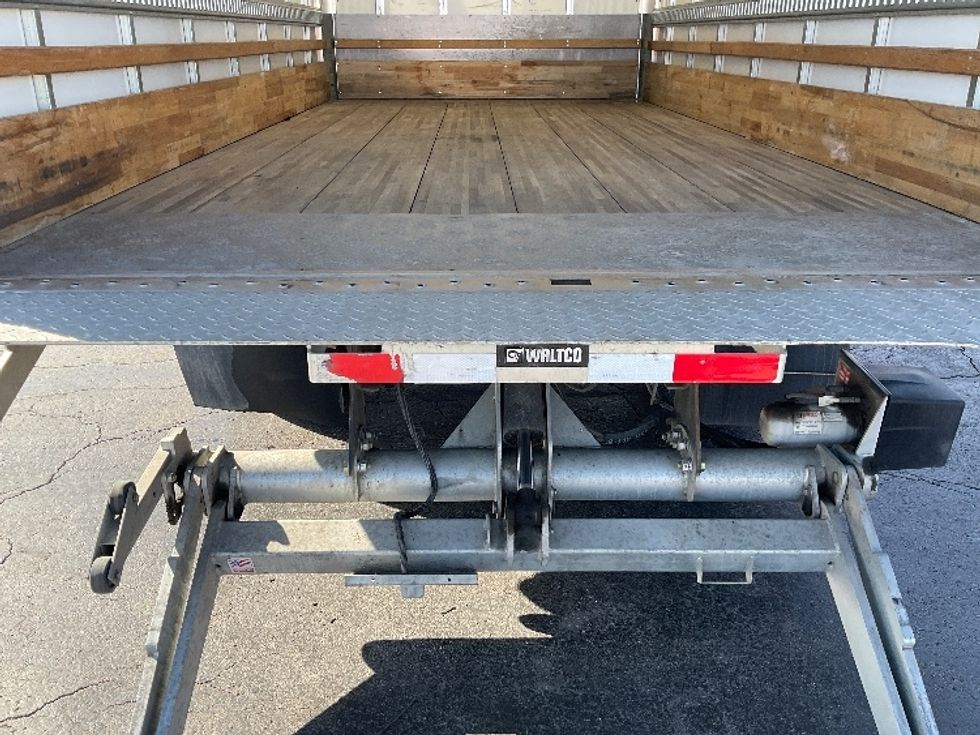 Medium Duty Box Truck-Light and Medium Duty Trucks-Chevrolet-2023-SILVERAD-Tulsa-OK-49,314\n\t\tmiles-$ 57,500 - Image 10