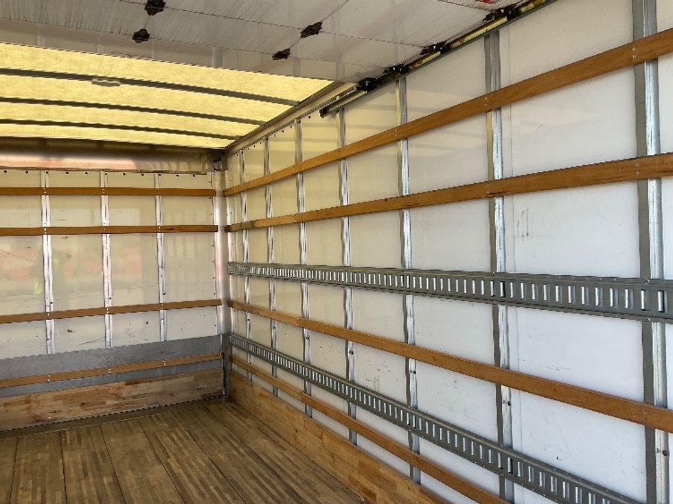 Medium Duty Box Truck-Light and Medium Duty Trucks-Chevrolet-2023-SILVERAD-Tulsa-OK-49,314\n\t\tmiles-$ 57,500 - Image 12