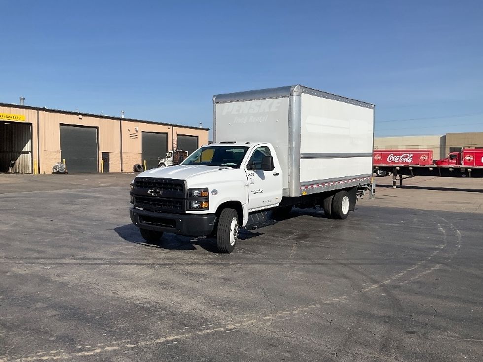 Medium Duty Box Truck-Light and Medium Duty Trucks-Chevrolet-2023-SILVERAD-Tulsa-OK-49,314\n\t\tmiles-$ 57,500 - Image 3