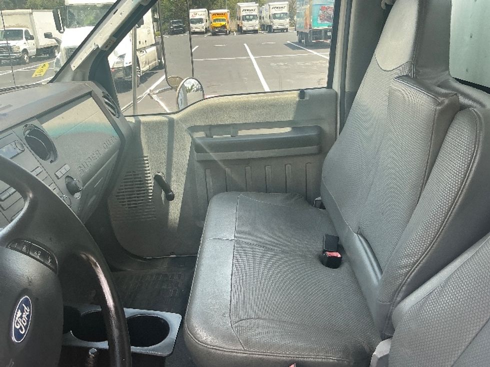 Medium Duty Box Truck-Light and Medium Duty Trucks-Ford-2012-F650-Tampa-FL-195,102\n\t\tmiles-$ 14,000 - Image 17