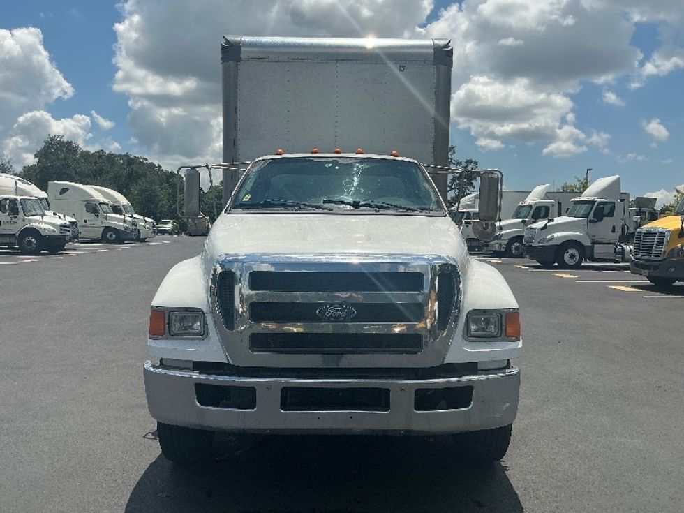 Medium Duty Box Truck-Light and Medium Duty Trucks-Ford-2012-F650-Tampa-FL-195,102\n\t\tmiles-$ 14,000 - Image 2