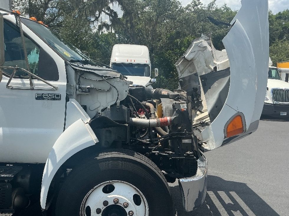 Medium Duty Box Truck-Light and Medium Duty Trucks-Ford-2012-F650-Tampa-FL-195,102\n\t\tmiles-$ 14,000 - Image 21